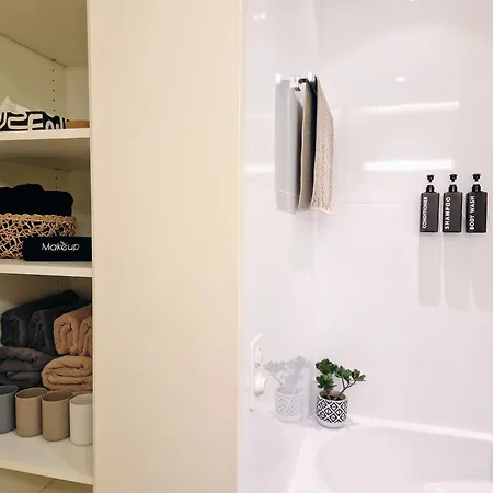 Fewocasa Family - Constance - Near St Gallen Apartment Rorschach