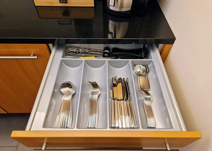 Fewocasa Family - Constance - 15 Min Olma * 로르샤흐